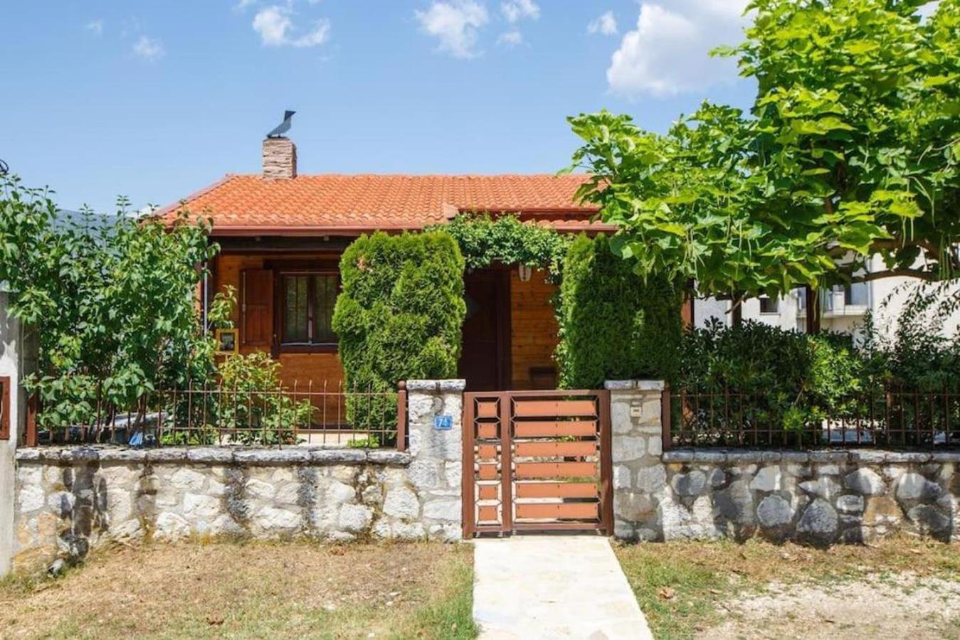 Appartement Wooden House In Ioannina Extérieur photo