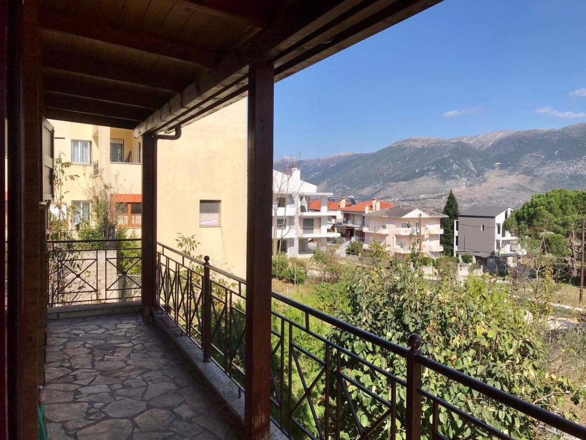 Appartement Wooden House In Ioannina Extérieur photo