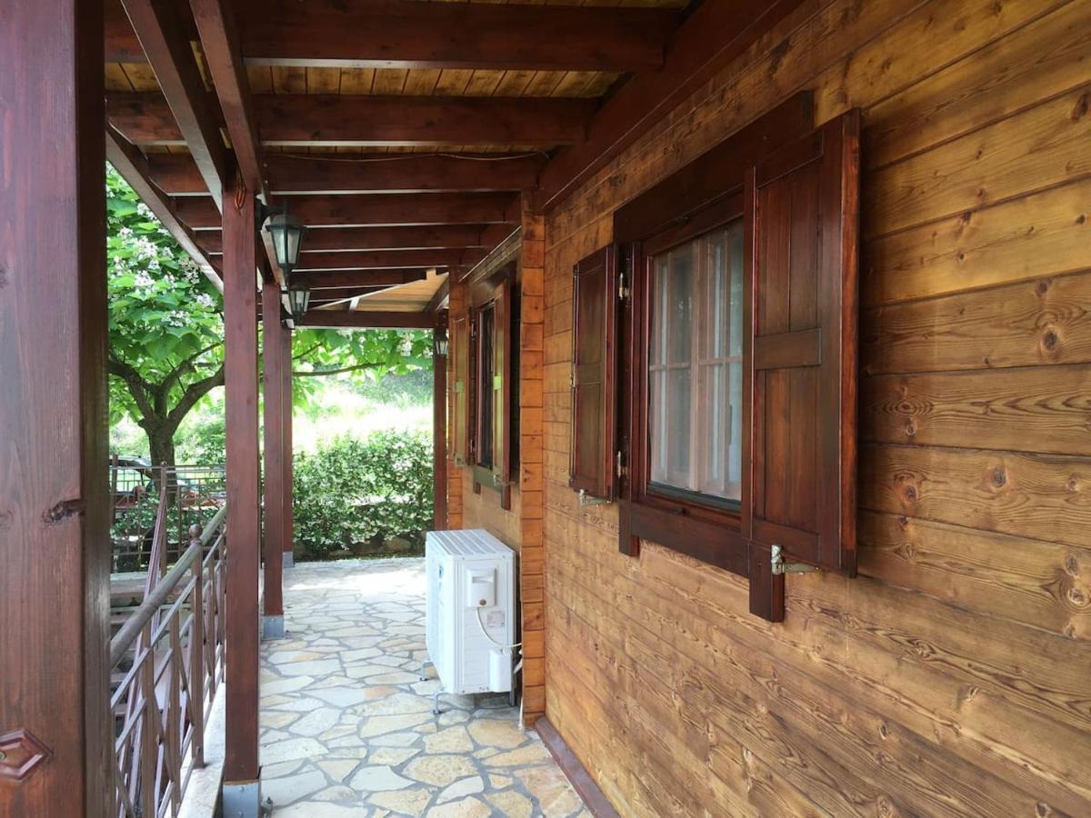 Appartement Wooden House In Ioannina Extérieur photo