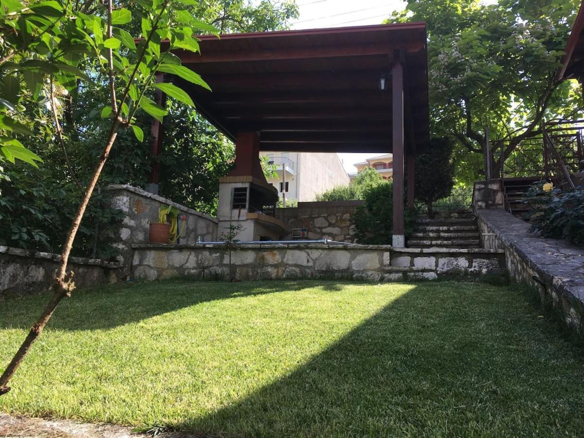 Appartement Wooden House In Ioannina Extérieur photo